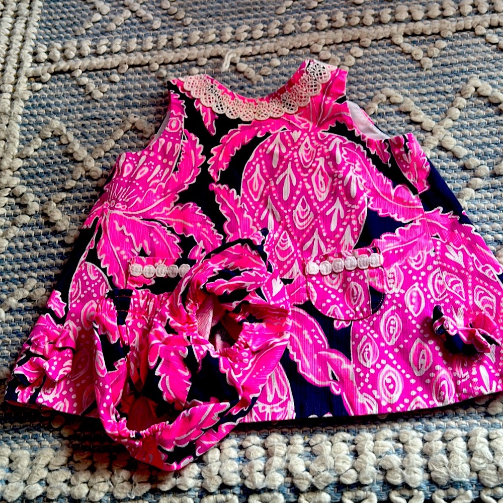 Gorgeous pink and navy Lilly Pulitzer 6-12 month old dress